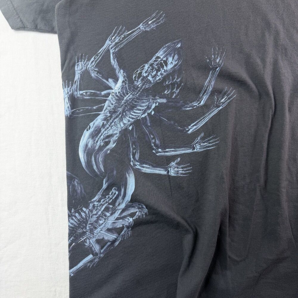 tool band rare lizard graphic t-shirt large official concert merch metal tee - Picture 3 of 7